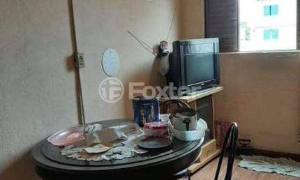 Apartamento com 2 quartos à venda na Rua Paulo Granato Martins, 40, Rubem Berta, Porto Alegre, 42 m2 por R$ 110.000