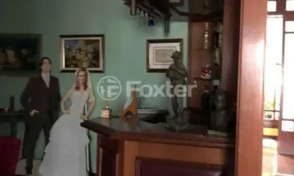 Casa com 3 quartos à venda na Rua Monte Alverne, 110, Chácara das Pedras, Porto Alegre, 345 m2 por R$ 2.080.000