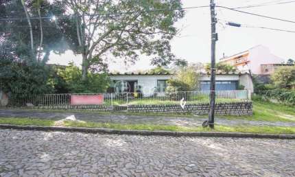 Casa comercial com 3 salas à venda na Rua Panambi, 54, Cavalhada, Porto Alegre, 256 m2 por R$ 900.000