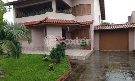 Casa com 4 quartos à venda na Rua Tamoio, 2292, Niterói, Canoas, 270 m2 por R$ 940.000