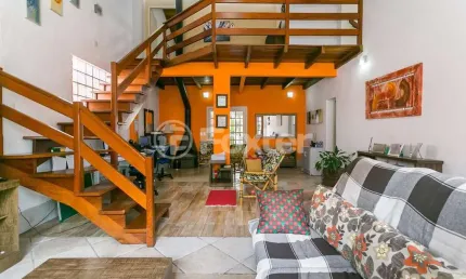 Casa com 3 quartos à venda na Rua Camaquã, 433, Camaquã, Porto Alegre, 154 m2 por R$ 620.000