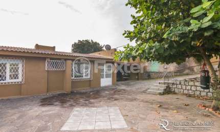 Casa com 3 quartos à venda na Rua Carlos Ferreira, 127, Teresópolis, Porto Alegre, 97 m2 por R$ 500.000