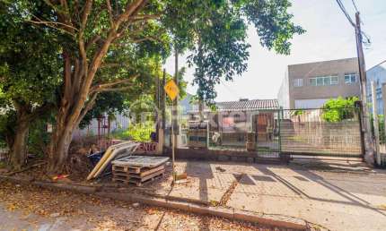 Terreno à venda na Rua Morretes, 245, Santa Maria Goretti, Porto Alegre, 395 m2 por R$ 1.800.000