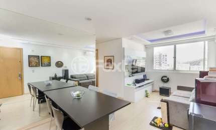 Apartamento com 3 quartos à venda na Rua Carlos Reverbel, 200, Jardim Carvalho, Porto Alegre, 68 m2 por R$ 430.000