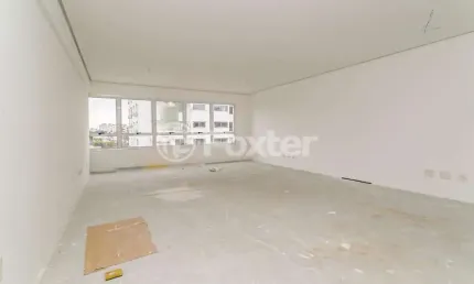 Sala comercial com 1 sala à venda na rua barão do amazonas, 1041, jardim botânico, porto alegre, 49 m2 por r$ 330.550