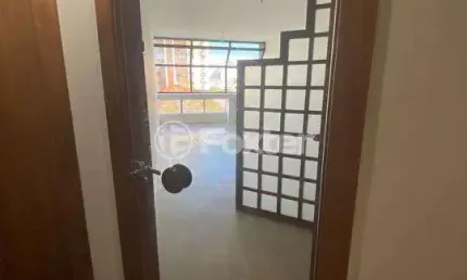 Sala comercial com 1 sala à venda na avenida taquara, 438, petrópolis, porto alegre, 38 m2 por r$ 160.000