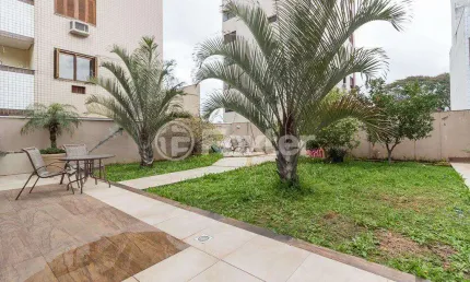 Casa com 4 quartos à venda na Rua Maestro Salvador Campanella, 279, Jardim Itu Sabará, Porto Alegre, 233 m2 por R$ 900.000
