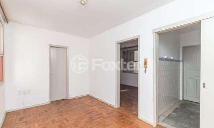 Apartamento com 1 quarto à venda na Avenida Assis Brasil, 2550, Passo da Areia, Porto Alegre, 41 m2 por R$ 161.500