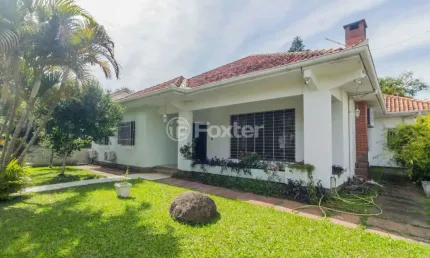 Casa com 4 quartos à venda na Rua Doutor Mário Totta, 331, Tristeza, Porto Alegre, 266 m2 por R$ 1.060.000