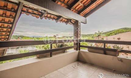 Casa com 3 quartos à venda na Rua Edgar Luiz Schneider, 510, Ipanema, Porto Alegre, 1153 m2 por R$ 1.534.250