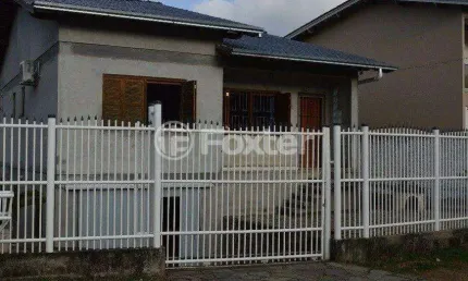 Casa com 2 quartos à venda na Rua Pinto Bandeira, 302, Viamópolis, Viamão, 180 m2 por R$ 540.000