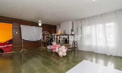 Casa com 7 quartos à venda na Rua Engenheiro Tito Marques Fernandes, 65, Ipanema, Porto Alegre, 350 m2 por R$ 1.250.000