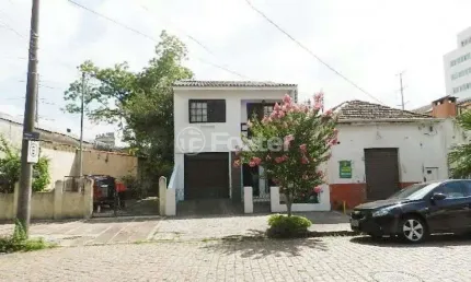 Casa com 3 quartos à venda na rua livramento, 262, santana, porto alegre, 219 m2 por r$ 1.100.000