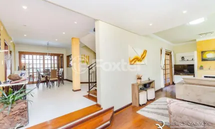Casa com 4 quartos à venda na Rua Abdo Jorge Curi, 225, Parque Santa Fé, Porto Alegre, 243 m2 por R$ 780.000
