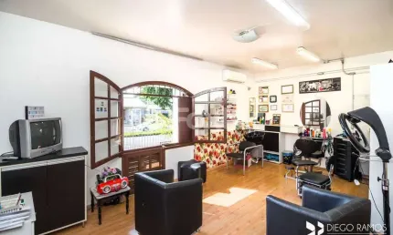 Casa com 4 quartos à venda na Avenida Celestino Bertolucci, 345, Hípica, Porto Alegre, 210 m2 por R$ 551.500
