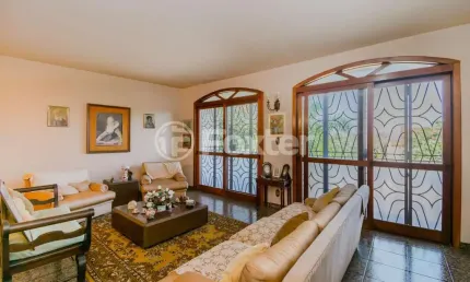 Casa comercial com 2 salas à venda na Praça José Assunção, 42/50, Vila Assunção, Porto Alegre, 600 m2 por R$ 1.600.000