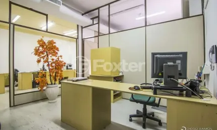 Sala comercial com 4 salas à venda na Rua General Cipriano Ferreira, 443, Centro Histórico, Porto Alegre, 146 m2 por R$ 550.000