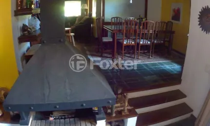 Casa com 3 quartos à venda na Rua Banco Inglês, 335, Santa Tereza, Porto Alegre, 237 m2 por R$ 1.800.000