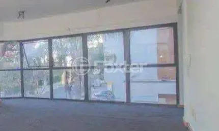 Sala comercial à venda na avenida taquara, 193, petrópolis, porto alegre, 48 m2 por r$ 342.000