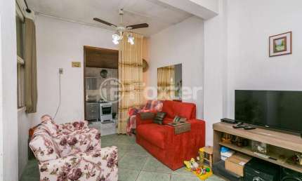 Casa com 3 quartos à venda na Avenida da Cavalhada, 1947, Cavalhada, Porto Alegre, 61 m2 por R$ 712.500