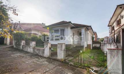 Casa com 2 quartos à venda na Rua Borges do Canto, 254, Petrópolis, Porto Alegre, 145 m2 por R$ 1.105.800