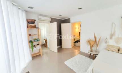 Sala comercial com 4 salas à venda na Rua Doutor Ramiro D'Ávila, 20, Azenha, Porto Alegre, 61 m2 por R$ 200.000
