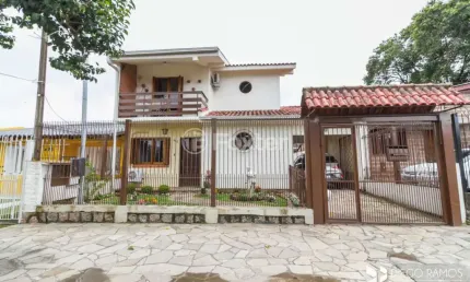 Casa com 4 quartos à venda na Rua Doutor Hermes Pacheco, 465, Aberta dos Morros, Porto Alegre, 207 m2 por R$ 680.000