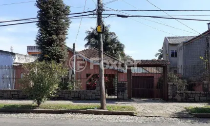 Casa com 4 quartos à venda na Rua Bernardino Caetano Fraga, 57, Santa Tereza, Porto Alegre, 106 m2 por R$ 350.000
