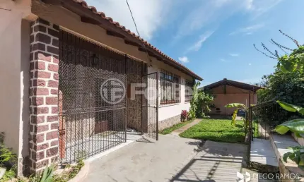 Casa com 4 quartos à venda na Rua Israel, 31, Vila Jardim, Porto Alegre, 140 m2 por R$ 690.000