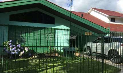 Casa com 4 quartos à venda na Rua Mura, 50, Guarujá, Porto Alegre, 165 m2 por R$ 750.000