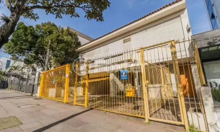 Casa comercial com 4 salas à venda na Rua Dom Pedro II, 381, Higienópolis, Porto Alegre, 453 m2 por R$ 2.200.000