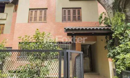 Casa em condomínio fechado com 4 quartos à venda na Rua Caeté, 525, Vila Assunção, Porto Alegre, 273 m2 por R$ 898.000