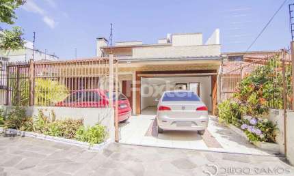Casa com 5 quartos à venda na Rua Dea Coufal, 813, Ipanema, Porto Alegre, 382 m2 por R$ 1.200.000