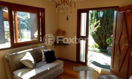 Casa com 4 quartos à venda na Rua Jorge Calil Flores, 211, Centro, Viamão, 305 m2 por R$ 1.800.000