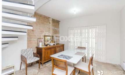 Casa com 4 quartos à venda na Rua Matias José Bins, 410, Três Figueiras, Porto Alegre, 224 m2 por R$ 1.900.000
