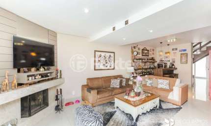 Casa comercial com 2 salas à venda na Rua Fernando Abbott, 100, Cristo Redentor, Porto Alegre, 404 m2 por R$ 1.596.000
