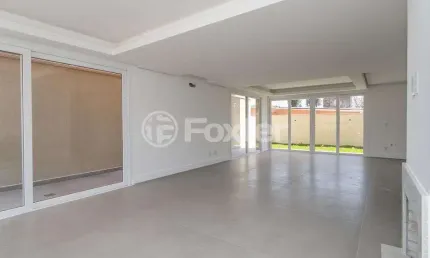 Casa com 3 quartos à venda na Rua Coroados, 675, Vila Assunção, Porto Alegre, 288 m2 por R$ 1.752.000