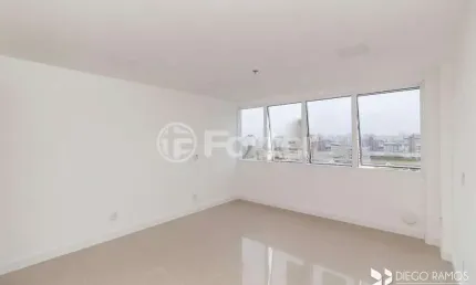 Sala comercial com 2 salas à venda na Rua Gomes Jardim, 201, Santana, Porto Alegre, 36 m2 por R$ 490.000