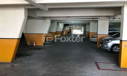 Garagem à venda na rua duque de caxias, 1625, centro histórico, porto alegre, 1230 m2 por r$ 2.000.000