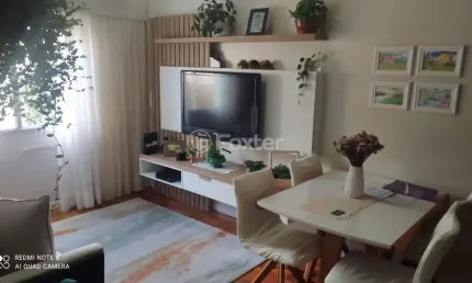 Apartamento com 3 quartos à venda na Rua Lasar Segall, 125, São Sebastião, Porto Alegre, 54 m2 por R$ 275.000
