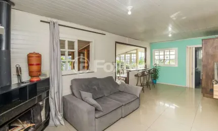 Casa com 3 quartos à venda na Avenida dos Prazeres, 546, Vila Jardim, Porto Alegre, 70 m2 por R$ 715.000