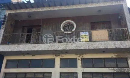 Casa com 3 quartos à venda na Rua Dona Margarida, 122, Navegantes, Porto Alegre, 360 m2 por R$ 800.000