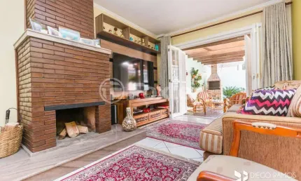 Casa com 3 quartos à venda na Rua Carlos Ferreira, 34, Teresópolis, Porto Alegre, 258 m2 por R$ 1.500.000