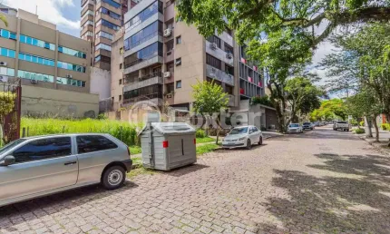 Terreno comercial à venda na Rua Germano Petersen Júnior, 478, Auxiliadora, Porto Alegre, 321 m2 por R$ 1.490.000