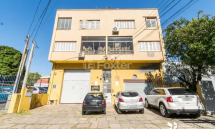Apartamento com 3 quartos à venda na rua doutor joão inácio, 1515, navegantes, porto alegre, 151 m2 por r$ 250.000