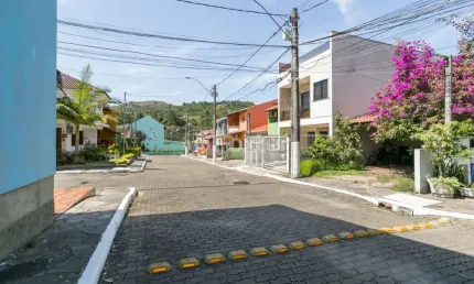 Casa em condomínio fechado com 3 quartos à venda na Rua Alcebíades Ribeiro, 65, Aberta dos Morros, Porto Alegre, 69 m2 por R$ 350.000