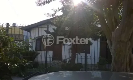 Casa com 3 quartos à venda na rua curupaiti, 1043, cristal, porto alegre, 240 m2 por r$ 1.026.000