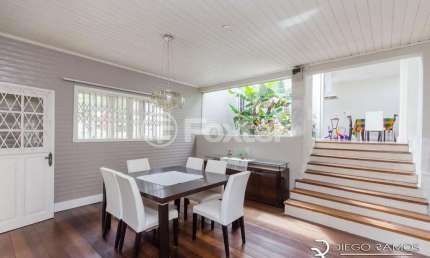 Casa com 5 quartos à venda na Rua Professora Bernadeth da Rocha Jackle, 100, Lomba do Pinheiro, Porto Alegre, 250 m2 por R$ 636.500