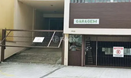 Garagem à venda na Rua Duque de Caxias, 1683, Centro Histórico, Porto Alegre, 16 m2 por R$ 70.000