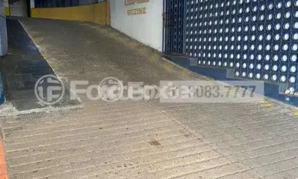 Garagem à venda na rua comendador manoel pereira, 20, centro histórico, porto alegre, 12 m2 por r$ 25.000
